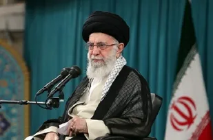 دیدار دوهزار و ۵۰۰ نفر از مردم آذربایجان شرقی با رهبر انقلاب