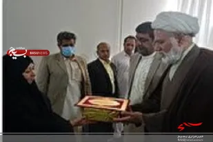 دیدار مسئولان شهرستان خاش با خانواده شهید محمدی نژاد