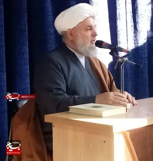 جامعه اسلامی بدون احساس مسئولیت متقابل دچار اختلاف می&zwnj;شود/مدیریت توحیدی رهبر انقلاب در جنگ ۱۲ روزه، جلوه&zwnj;ای از نصرت جبهه حق بود/صبر و پایمردی مردم ایران ستودنی است/مردم ایران به داشتن امام خمینی(ره) و رهبر انقلاب افتخار می&zwnj;کنند