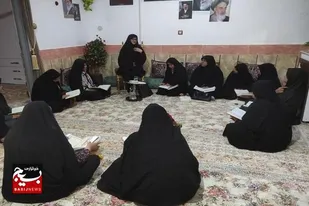 برگزاری جزءخوانی قرآن و دعای پیروزی رزمندگان اسلام در زاهدان