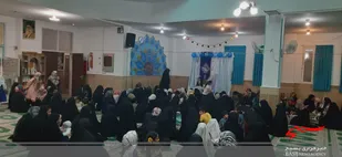 دختران نمونه پایگاه کوثر قم تقدیر شدند