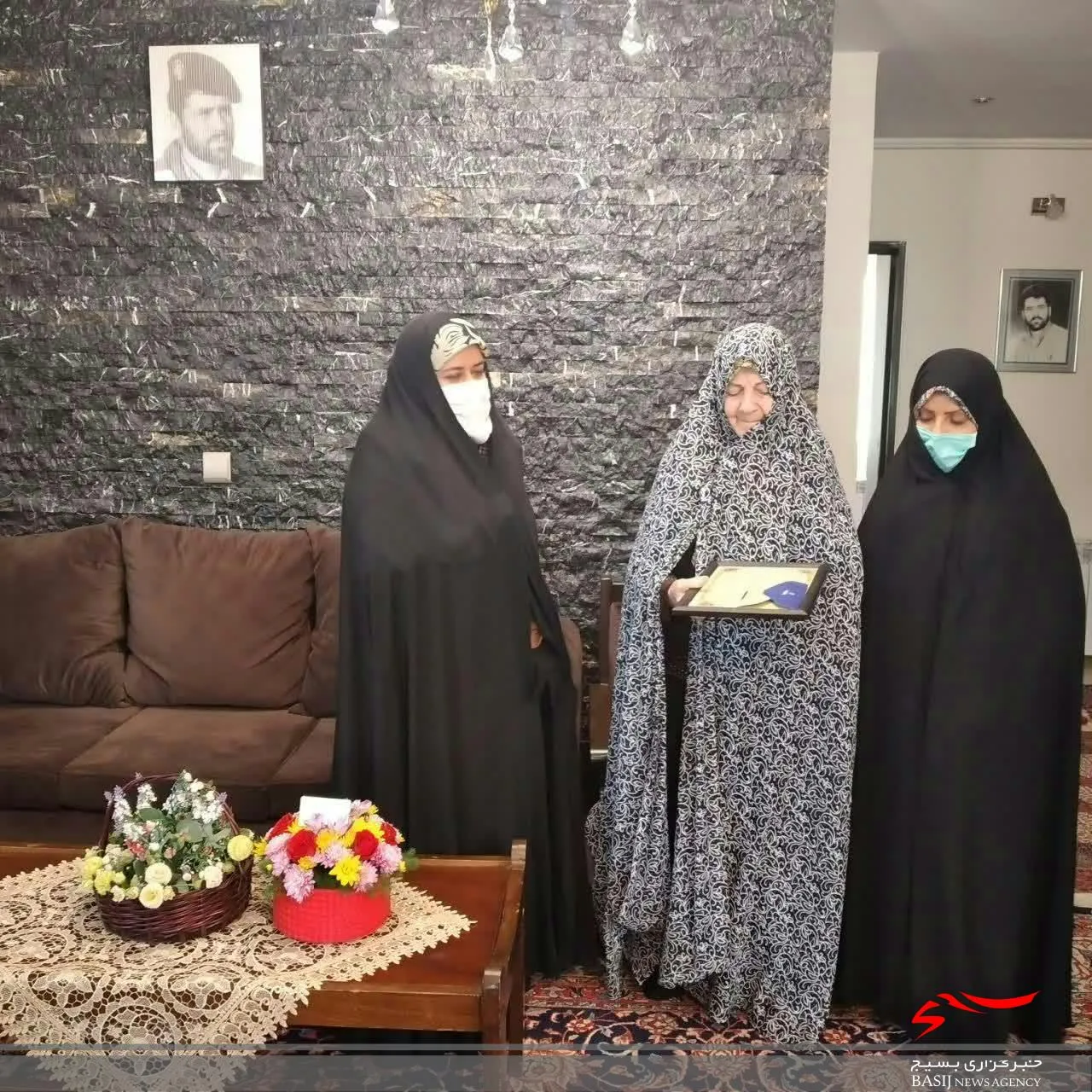 تجلیل از خانواده شهید فرهاد مقیمی