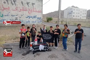 برپایی  ایستگاه   صلواتی نوگلان حسینی در شهرک امید  صفا دشت