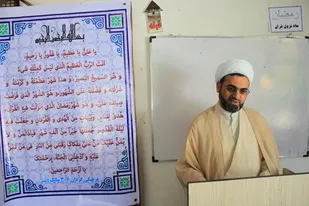 دشمن در هر لحظه تغییر ماهیت می دهد