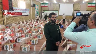 بیش از ۱۰۰۰ بسته معیشتی در مرحله سوم رزمایش کمک مومنانه در شهرستان اشتهارد توزیع شد