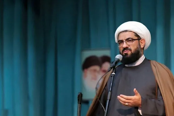 جامعه اسلامی باید با غیرت دینی توهین به قرآن کریم را محکوم کنند