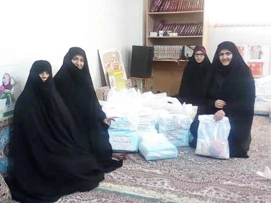 کمک های سازمان بسیج خواهران اقشار و متخصصین سپاه تهران بزرگ به سیل زدگان کشور
