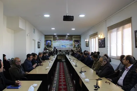 جلسه درس اخلاق مدیران شهرستان شازند