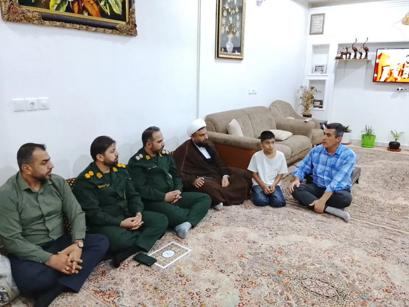 سرکشی از شهدا