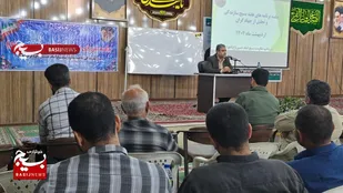 نشست بسیج سازندگی با حضور جهادگران، کارآفرینان و مسئولان در اهواز