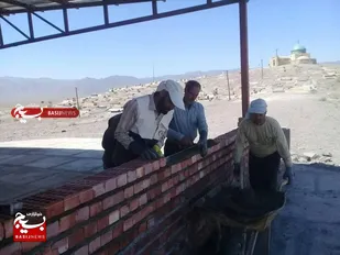 استاد بنایی که به عشق خدمت به نیازمندان، گروه جهادی امام جواد (ع) را راه انداخت