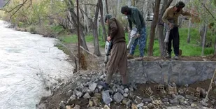 تشکیل ۳۲ پرونده قضایی علیه متصرفان حریم زاینده&zwnj;رود