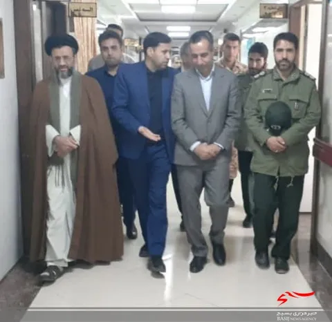 بازديد فرمانده سپاه شازند از بيمارستان تأمين اجتماعى و مركز خدمات جامع شهري و روستايى به مناسبت ولادت حضرت زينب سلام الله عليها