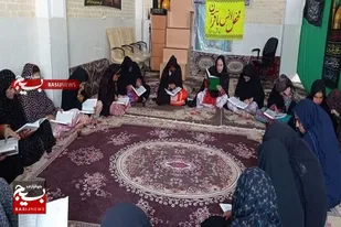 محفل نورانی انس با قرآن ویژه بسیجیان در شهرستان ایرانشهر برگزار شد