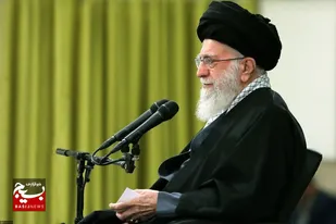 دیدار رهبر معظم انقلاب با دست اندرکاران کنگره ملی ۲۴ هزار شهید خوزستان