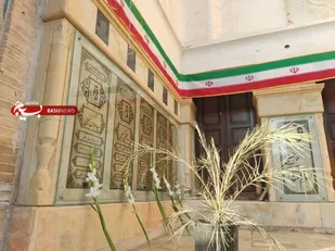 غبار روبی و عطرافشانی گلزار شهدا آستان مقدس علی بن امام محمدباقر(علیه&zwnj;السلام)