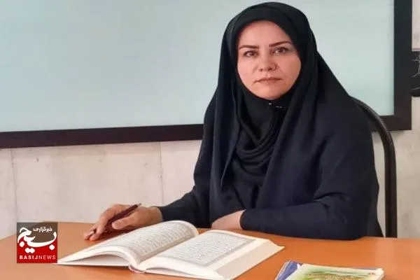 خادمی قرآن کریم از افتخارات من است
