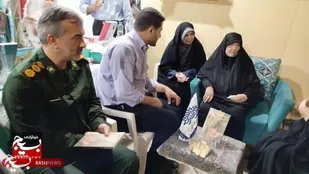 جشن امضای کتاب &laquo;فخرالسادات&raquo; در دومین کنگره ۸۰۰۰ شهید استان گیلان&nbsp;