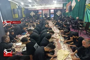 حضور جهادگران در صحنه و اطعام به عزاداران حسینی