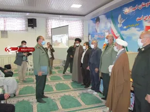 سپاه و بسیج همواره در خط مقدم خدمت رسانی به مردم خواهند بود