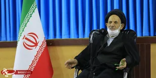 شهیدان رجایی و باهنر معیاری برای دولت اسلامی هستند
