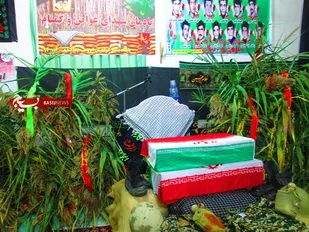 مراسم یادبود شهدای غواص در روستای جفا کنده