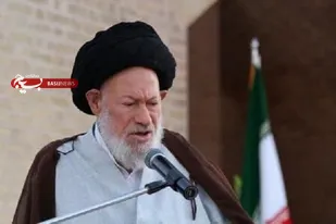 حضرت آیت الله فقیه، خدمات علمی، انقلابی  و دینی ماندگاری را در مسیر نورانی انقلاب اسلامی و به ویژه در حوزه های علمیه به یادگار گذاشته است