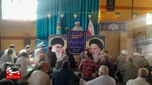 مقاومت کمر استکبار را شکست