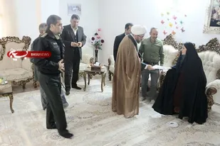 دیدار با خانواده های شهیدان &laquo;سلمانی&raquo; و &laquo;سلیم خانی&raquo; در اشتهارد &nbsp;