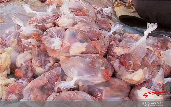 800 کیلو گوشت در نیکشهر توزیع شد