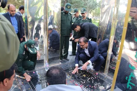 مراسم میهمانی لاله در شهرستان لردگان برگزار شد