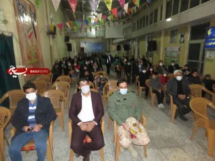 برگزاری مراسم جشن به مناسبت پیروزی انقلاب اسلامی به همت بسیجیان پایگاه امامزاده کرار