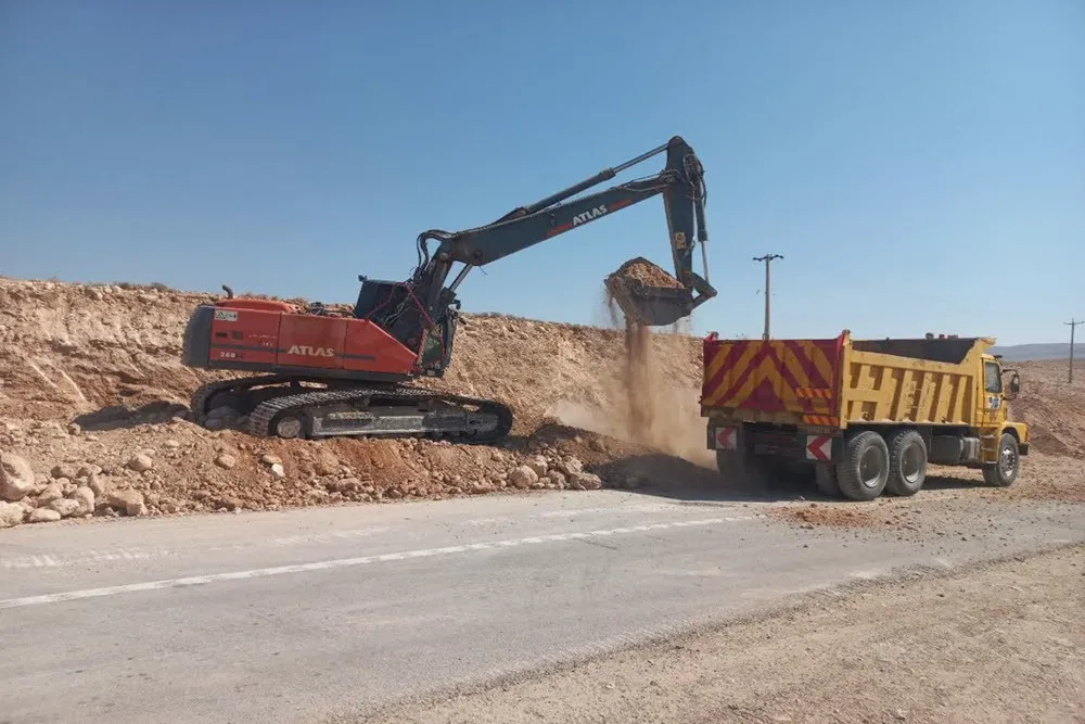 آغاز تعریض محور گردشگری سد اکباتان-ارزانفود با اعتبار ۱۰۰ میلیارد ریال