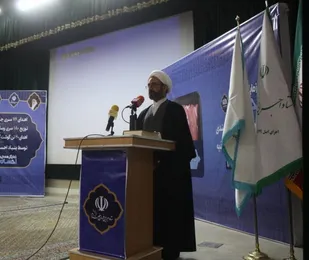 توزیع اقلام ضروری بین نیازمندان هدیه ای از بیت المال است