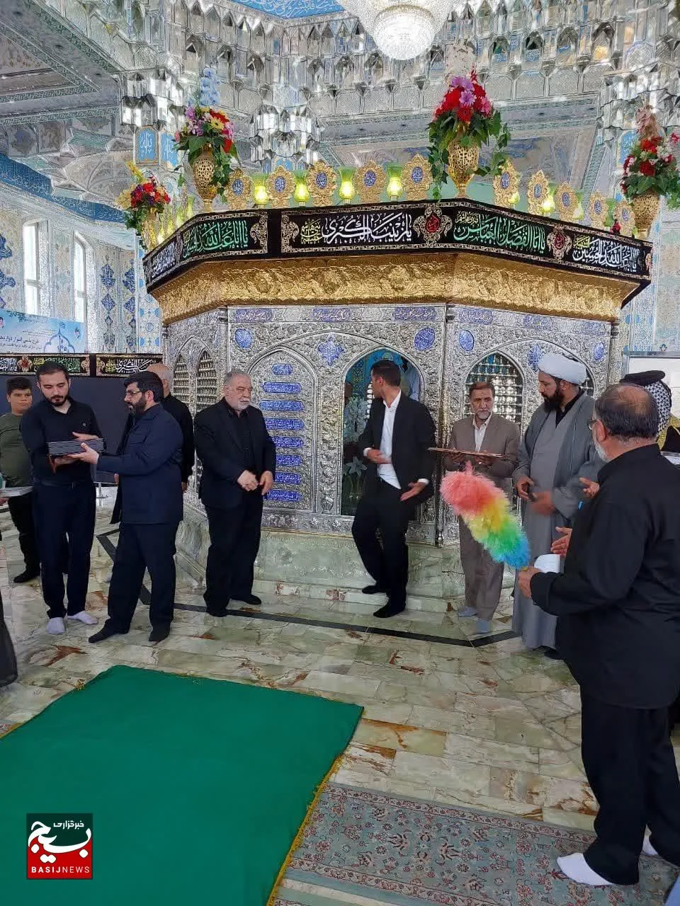 آیین غبارروبی مزار خواجه اباصلت هروی باحضور بسیجیان ناحیه ویژه کمیل  مشهد