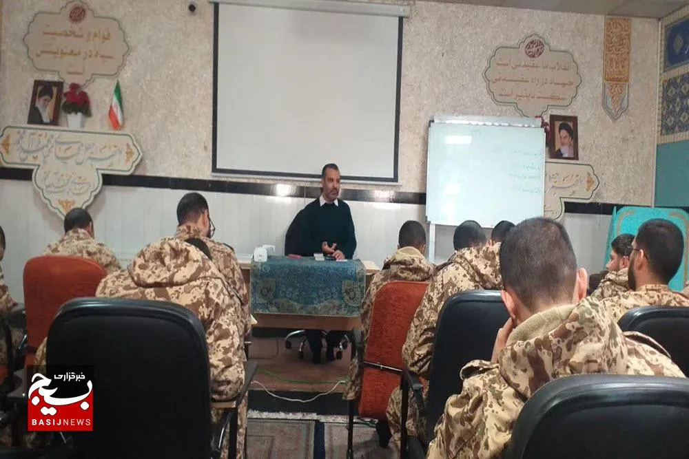 برگزاری دوره نهضت آگاه‌سازی حقوقی برادران وظیفه در همدان 