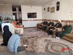 سرکشی فرمانده سپاه شاهرود از خانواده رزمندگان+ تصاویر