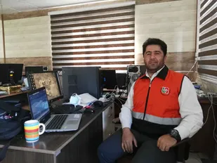 نیروی راهداری سقز زیر غلتک رفت