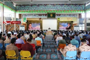 جلسه سیاسی همراه با پرسش و پاسخ با حضور دکتر مقتدایی نماینده مردم اصفهان در مجلس شورای اسلامی