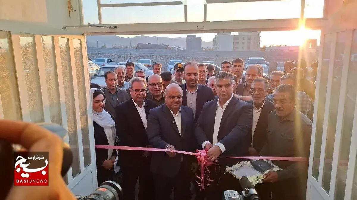 مجموعه فرهنگی ورزشی حاج عباس کربلایی در نیم‌ور محلات افتتاح شد