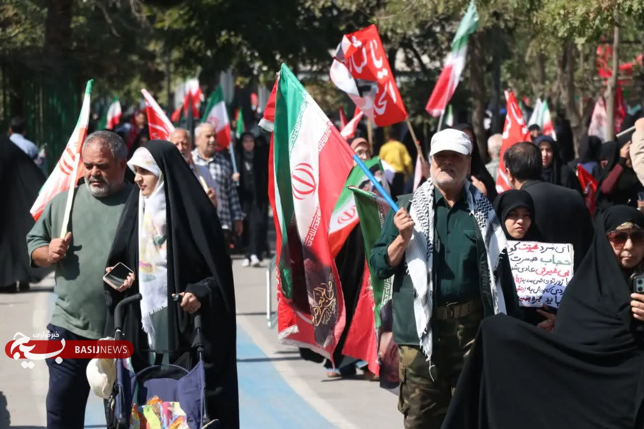 زنجیره انسانی جان فدا مشهد