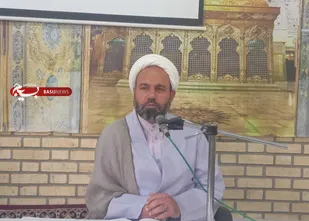 دشمن به دنبال تحریف تاریخ و کم ارزش نشان دادن دستاوردهای انقلاب اسلامی است