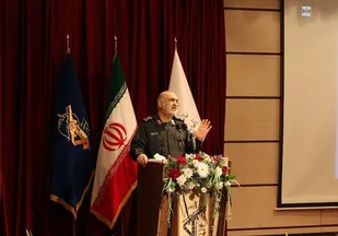 جنگ اصلی در جهان کنونی جنگ تبیین، تفکر و اندیشه است