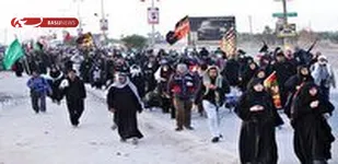 خانم&zwnj;ها می&zwnj;توانند به زیبایی آنچه را که می&zwnj;بینند برای فرزندان&zwnj;شان و برای نسل&zwnj;های آینده به یادگار بگذارند و راویان بسیار خوبی هستند. اربعین هم امروز به روایت نیاز دارد و نیاز دارد در جای&zwnj;جای کشور و در جای&zwnj;جای جهان منتشر شود. این وظیفه و رسالت روایتگری بر عهده زنان است