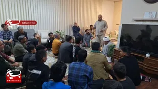 یادواره خانگی شهید احمد سالاری در تربت&zwnj;جام/ماجرای خواب خواهر شهید چه بود؟+فیلم و تصاویر