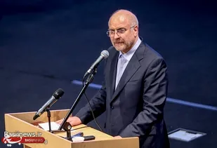 روحانیون در میدان جهاد و شهادت سرآمد هستند