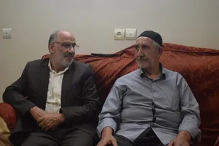 پیشکسوتان دفاع مقدس و قهرمانان جهاد دژ مستحکم امنیت کشور هستند