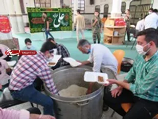 اطعام علوی به همت بسیجیان حوزه شهید مطهری نایین