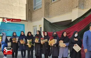 &nbsp;آئین بزرگداشت مقام شامخ معلمین مدرسه ثالثی برگزار شد+تصاویر