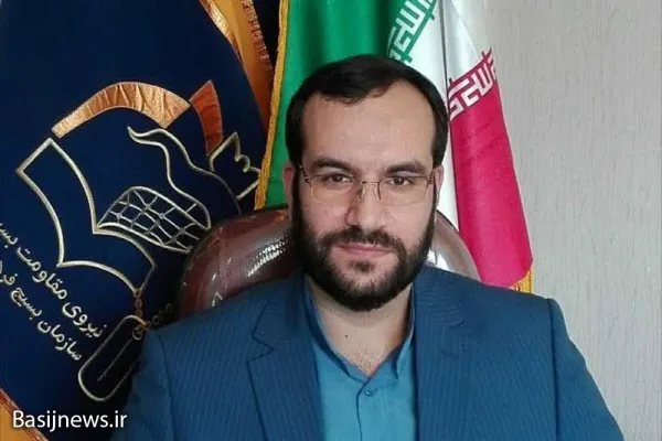 ضرورت تبیین تفکر بسیجی بین فرهنگیان و دانش آموزان و آحاد مردم / باید به کیفیت تفکر بسیجی اندیشید